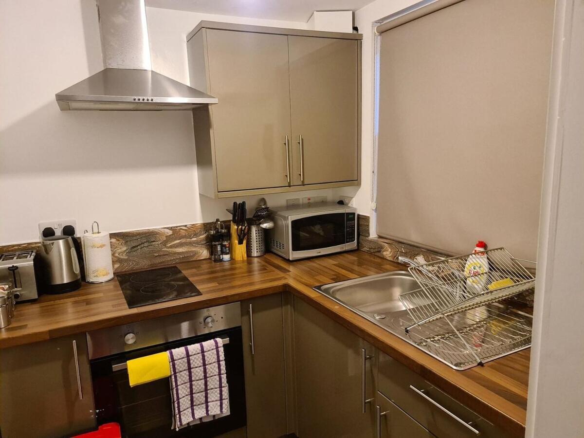 Sav Apartments Regent Лестър Стая снимка