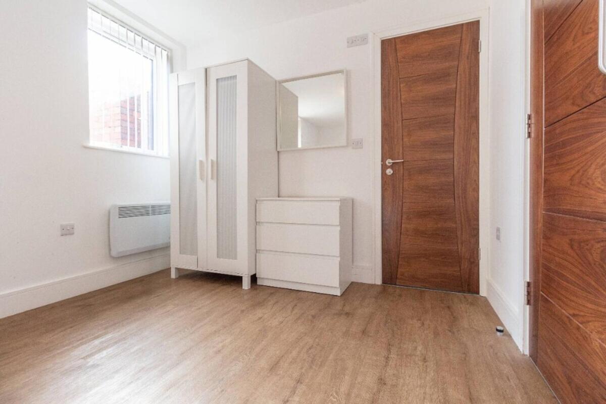 Sav Apartments Regent Лестър Стая снимка